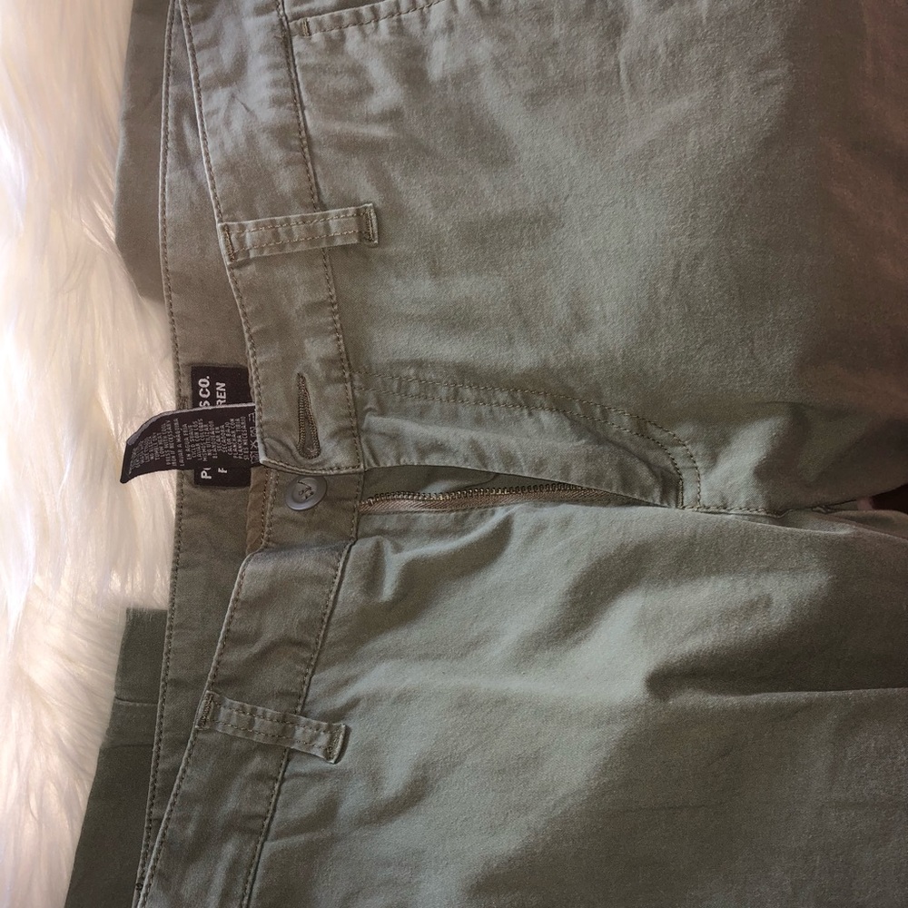 Polo Capris - image 4